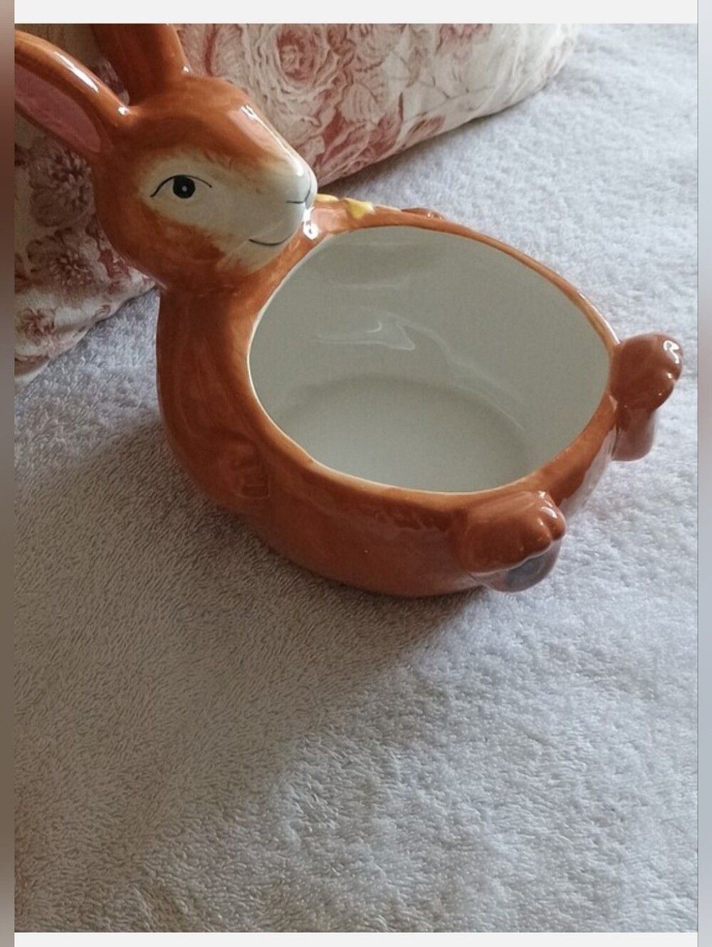 Ceramic Bunny Trinket Dish in Warm Brown